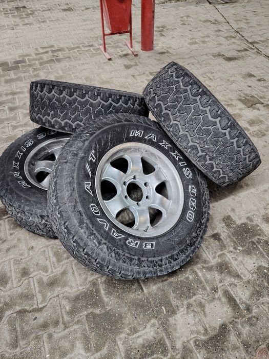 Диски с шинами в комплекте