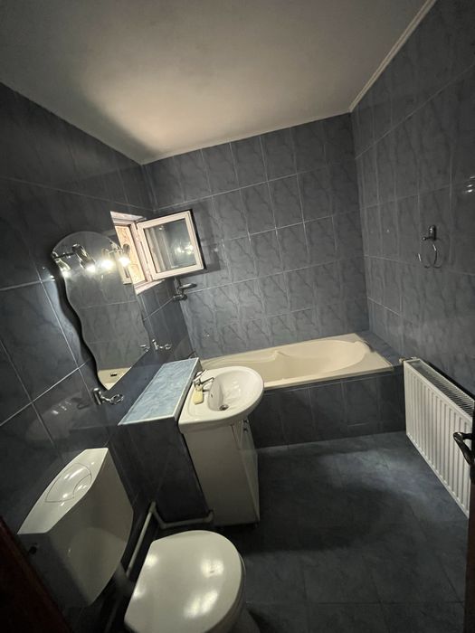 Inchiriez apartament cu 2 camere