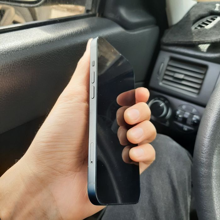 Срочно айфон 13 88% без ремонта