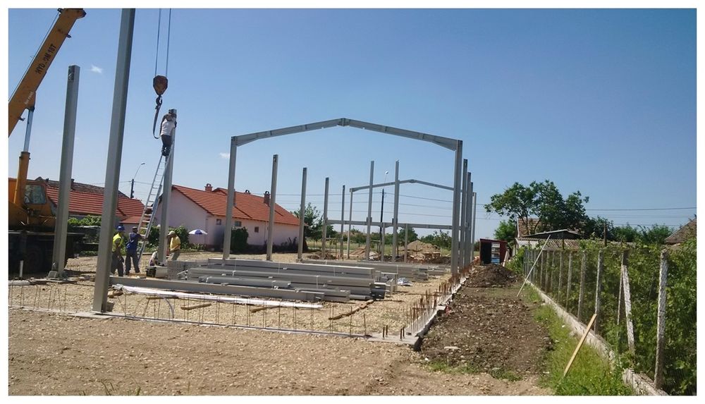 Vand hale structuri metalice
