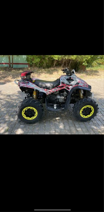 Vând Can-am renegade