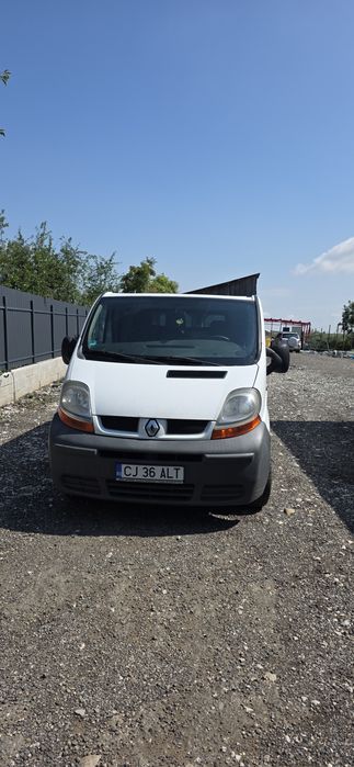 Vând Renault trafic din 2005 cu A.C. functional