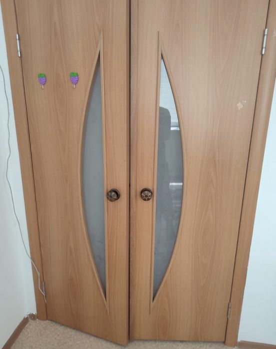 Продам межкомнатные двери