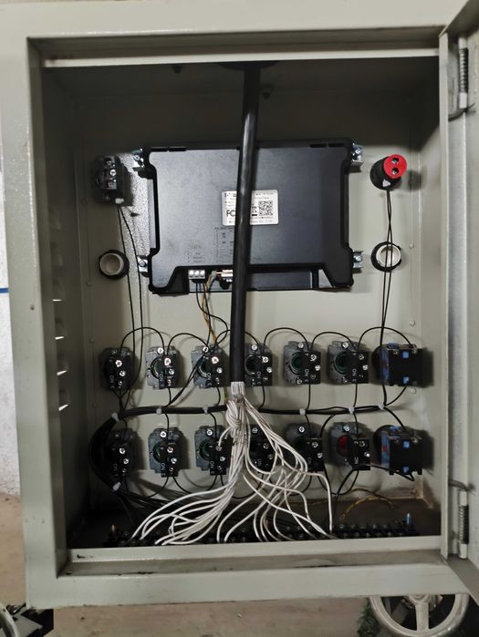 Авто. станок для производства сетки рабицы и газонных изгородей