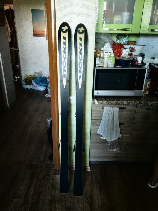 Лыжи горные 158 см Stockli Laser SC