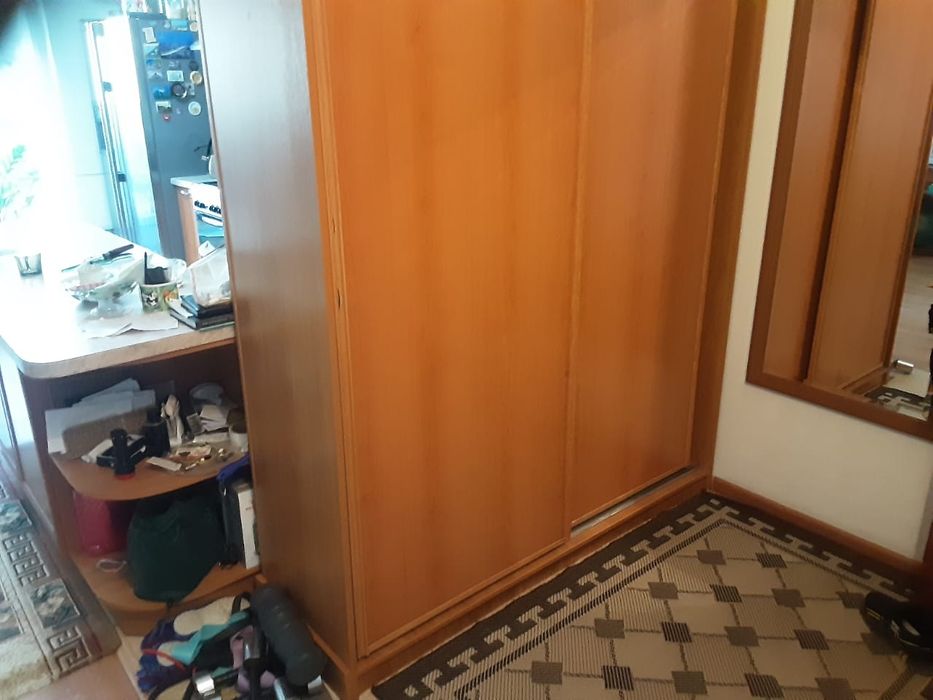 Шкаф в прихожую.