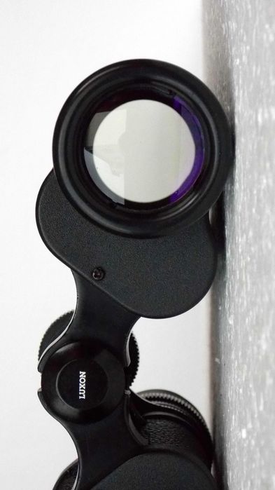 binoclu fully coated Luxon 8x30 field 7,5 optica de calitate,curata