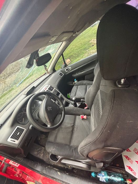 Peugeot 307, 1.6 HDI diesel – pentru piese sau reparat