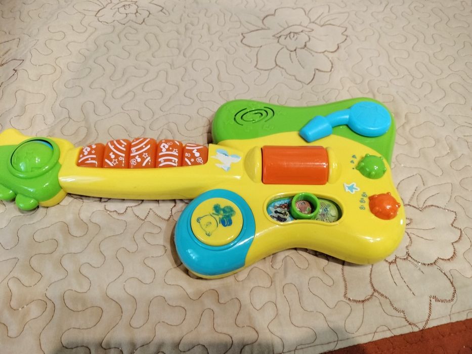 Chitară interactivă