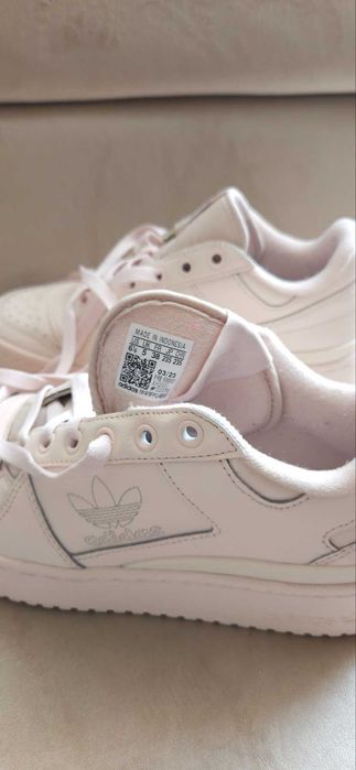 Дамски обувки Adidas 38-ми номер