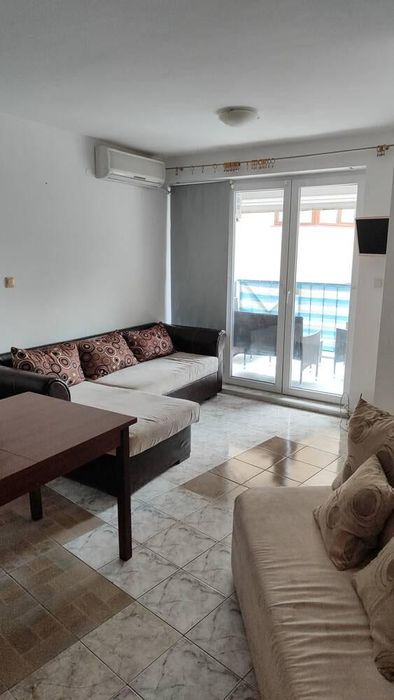 Продава се Двустаен апартамент в Бургас, Център - 50 кв.м за 1900 €/кв.м - Снимка #1