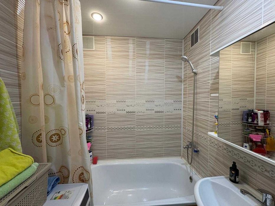 Продам 3 ком квартиру с евроремонтом