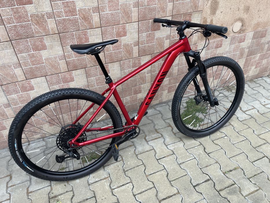 Bicicleta MTB 29-er 1x12 RockShox Air
