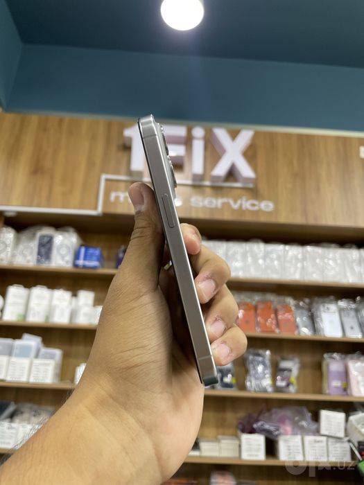 Iphone 15 pro titan