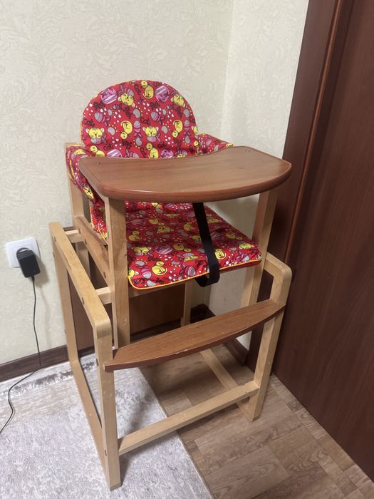 Продам стульчик доя кормления