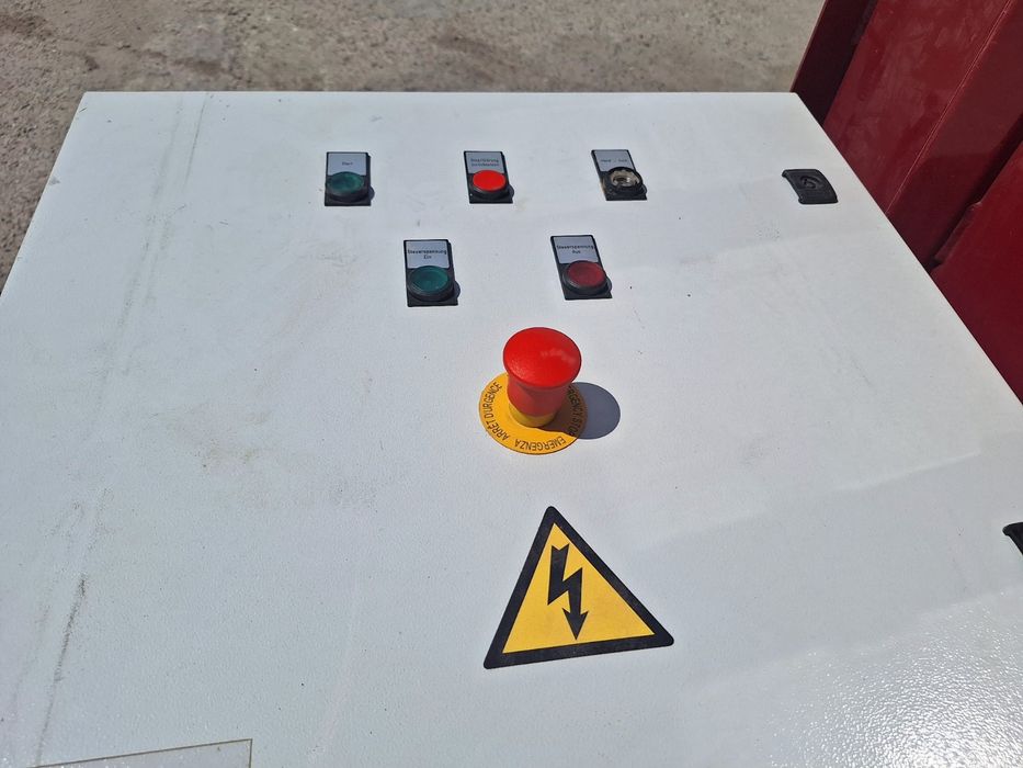 Хидравлична  дробилка шредер само на 1300 часа