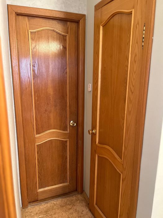 Двери с косяком с обноличниками