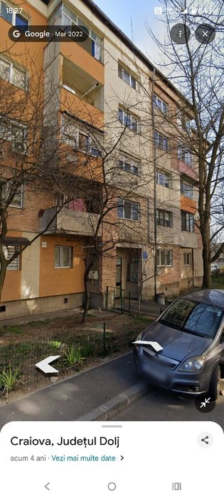 Vand apartament 3 camere bucătărie baie