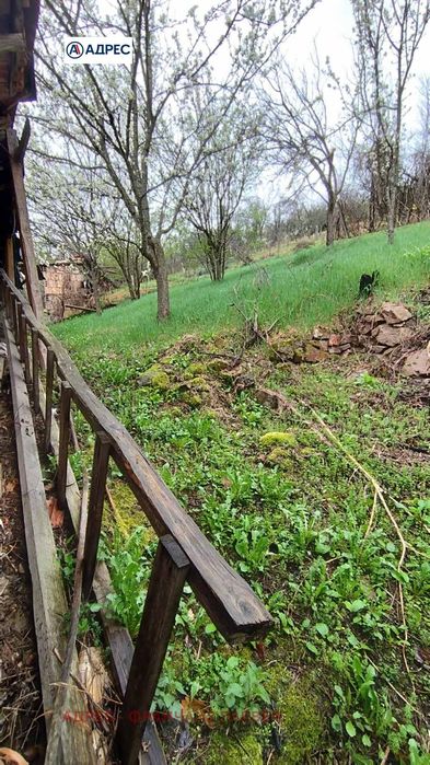 Къща в Ловеч, област-с.Горно Трапе площ 113 цена 55000