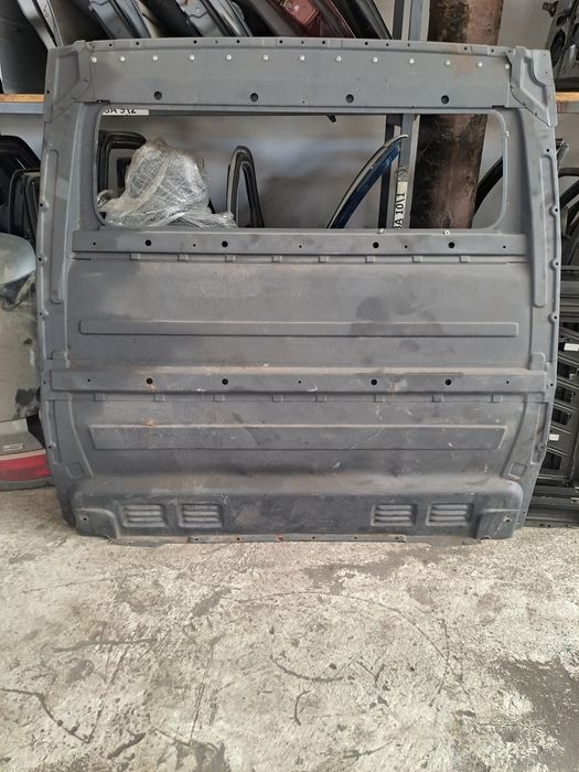 Перегородка от Мерседес MERSEDES SPRINTER  W906
