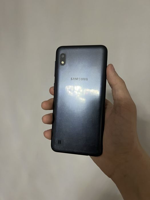 продам телефон самсунг а10 32гб