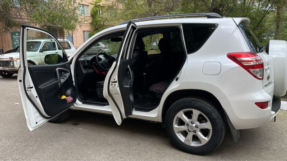 Срочно продам авто РАФ 4 2011 г/в