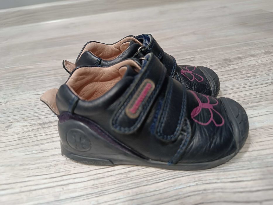 Обувки Biomechanics 22