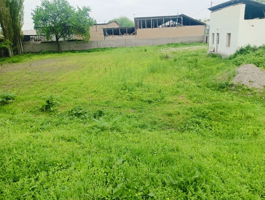 15 sotik yer sotiladi