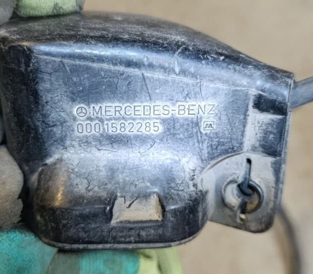 Двигатель 103. Центральный провод.