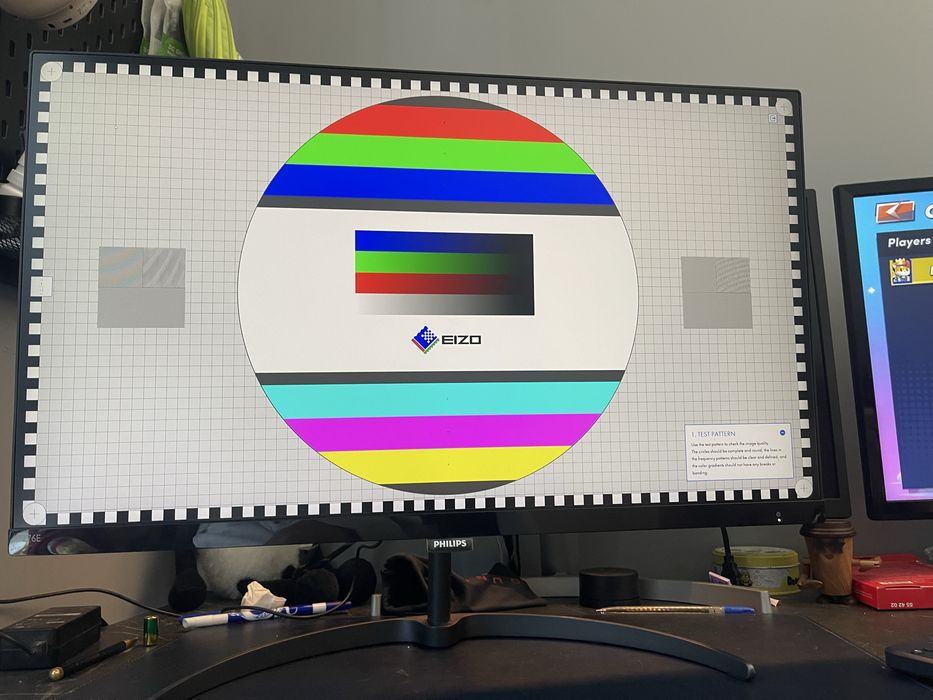 Monitor4k led ips 27 inch philips cu defect in colt 3840x2160