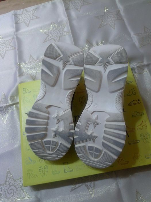 Дамски сникърси в цвят капучино и злато  N:38