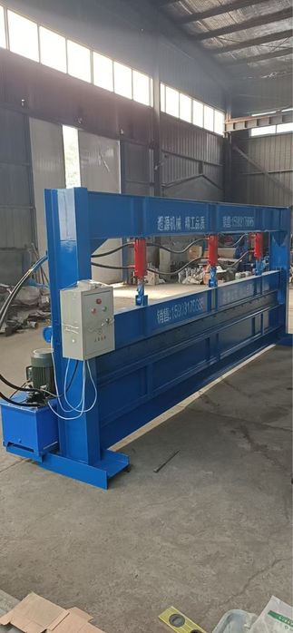 Станок для металочерепицы