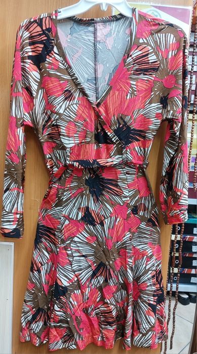 Продам кегуруми пингвин, платья