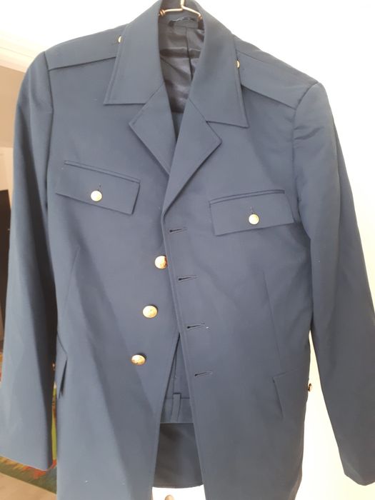 Vând ținută/costum aviație / forțe aeriene