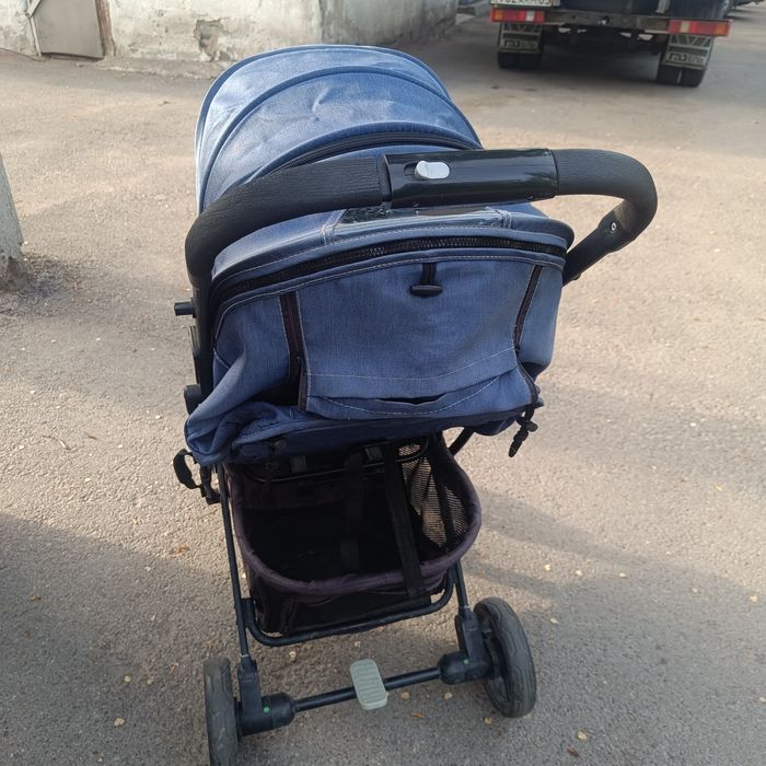Детская коляска .