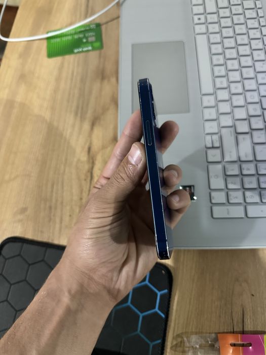 iphone 12 Mini.