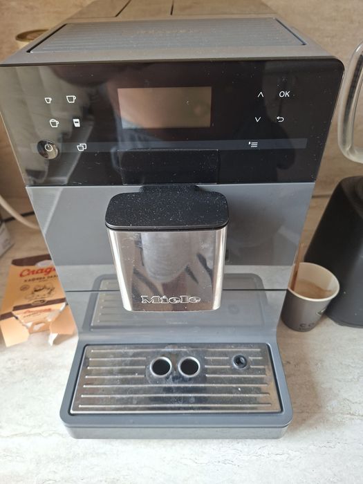Кафе машина MIELE