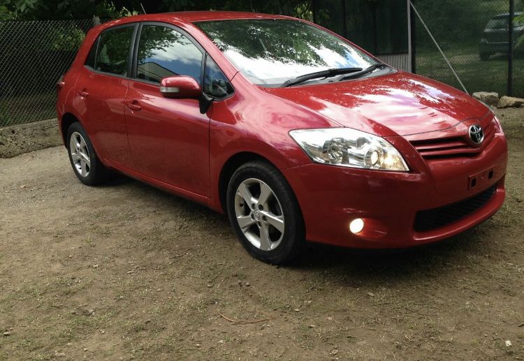 Тойота аурис/ Toyota auris 1.33 vvti 99кс 10-12г