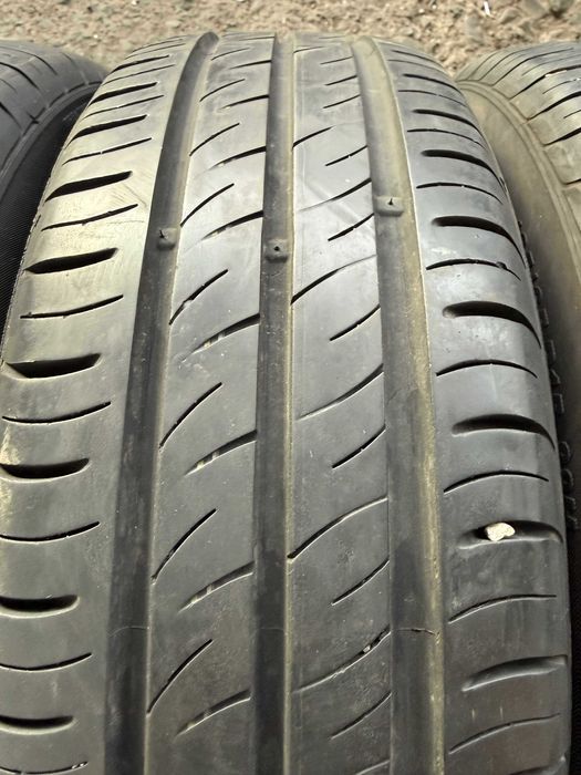 ! 4x Anvelope Vara 185/65 r15 - Kumho Ecowing ES01