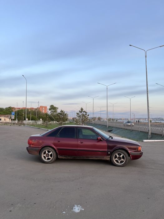 Продам ауди 80 б4