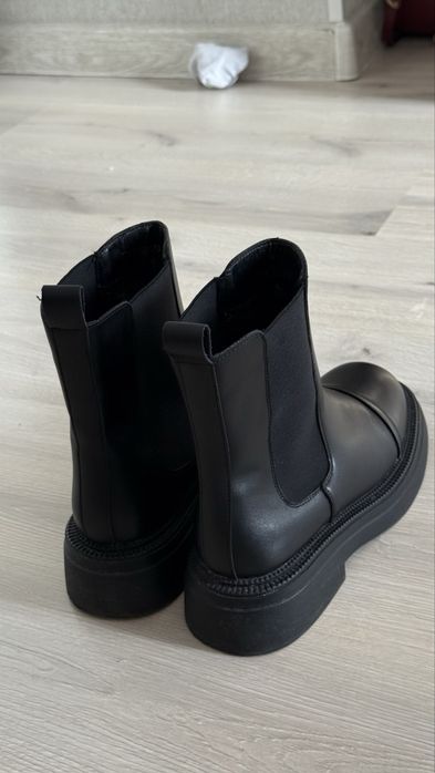 Стильные женские сапоги, размер 39