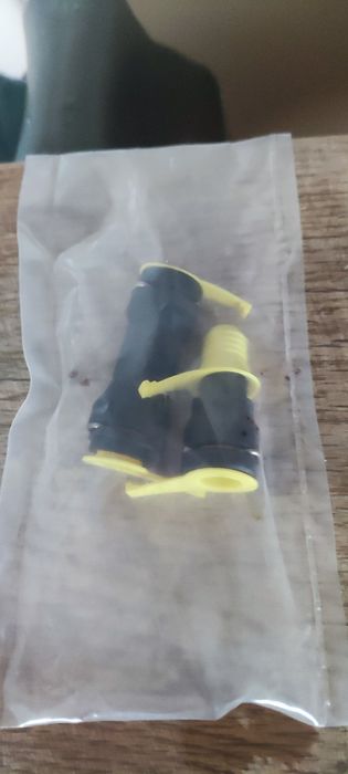 Продавам лагер помпа за съединител Киа спортидж 2