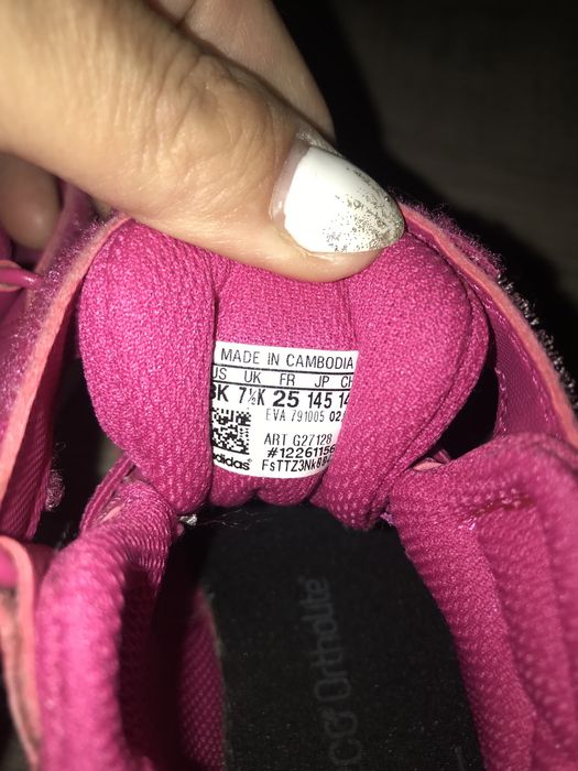 Ghete Adidas 25 in stare perfecta