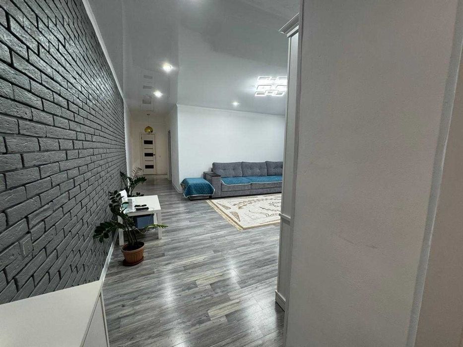 Евро 3 комнатная коктем 2017 год