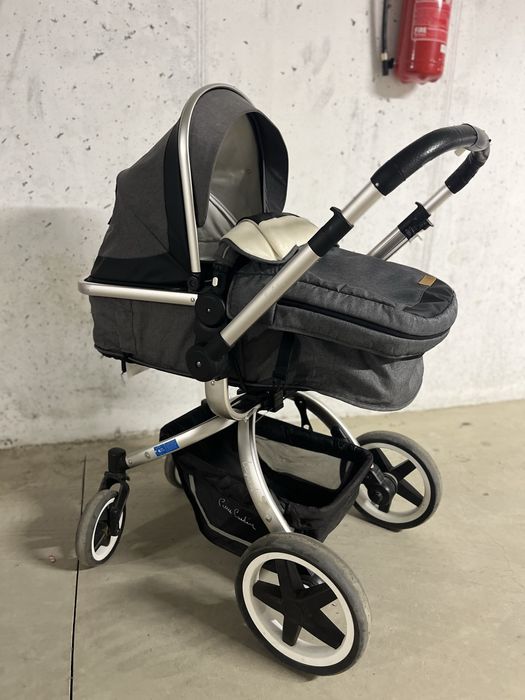 Бебешка количка Pierre Cardin Legend