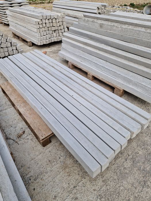 Stalpi de beton spalieri vibrați