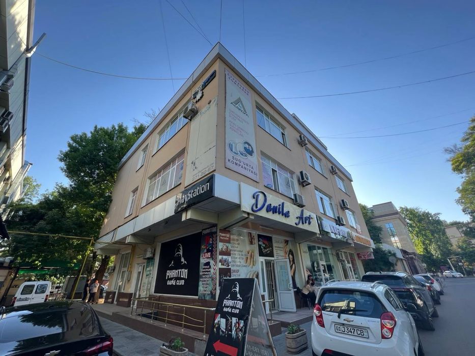 Чиланзари  Торговый Гтовый Бизнес Центр Продается