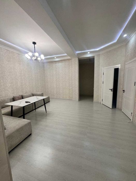 мирзоулугбек 3хонали зор нархда с ремонтом кадастр бор новостройка76м;