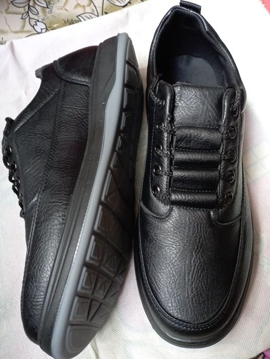 Зимняя новый кожаный красовка великан 46 размер.