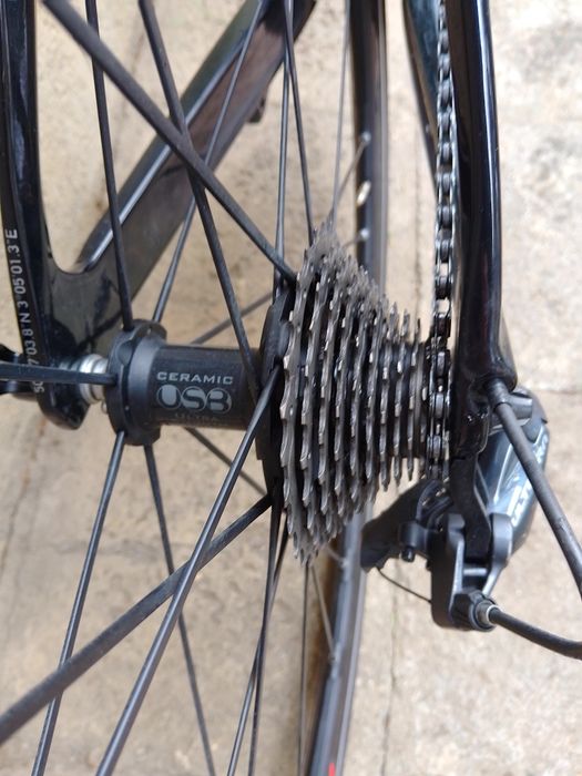 Шосеен карбонов велосипед Van Rysel EDR CF